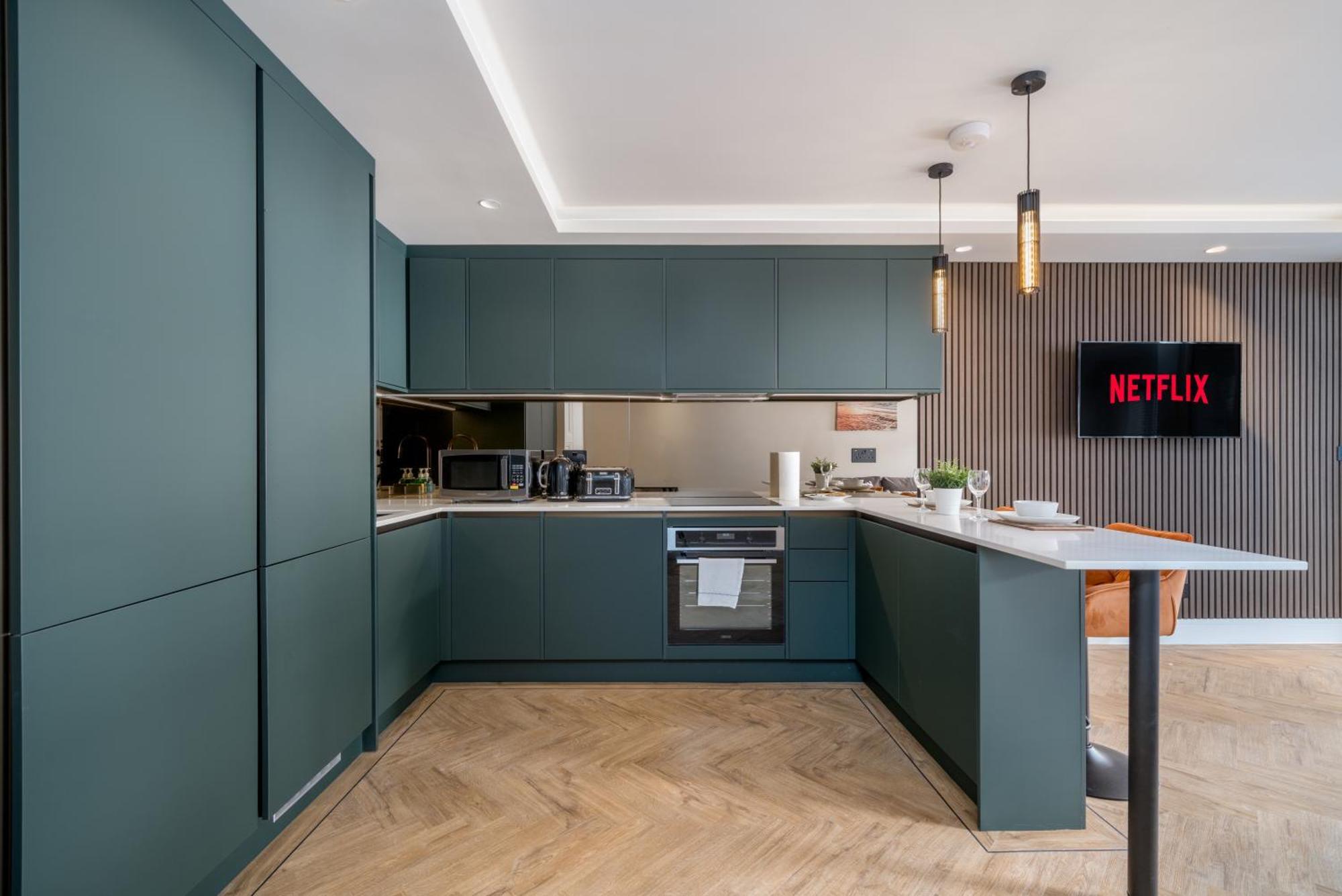 Skyvillion - Cozy Large 4 & 1 Bed Apartments In London Enfield, Mins To Tube Station, Free Wi-Fi Extérieur photo