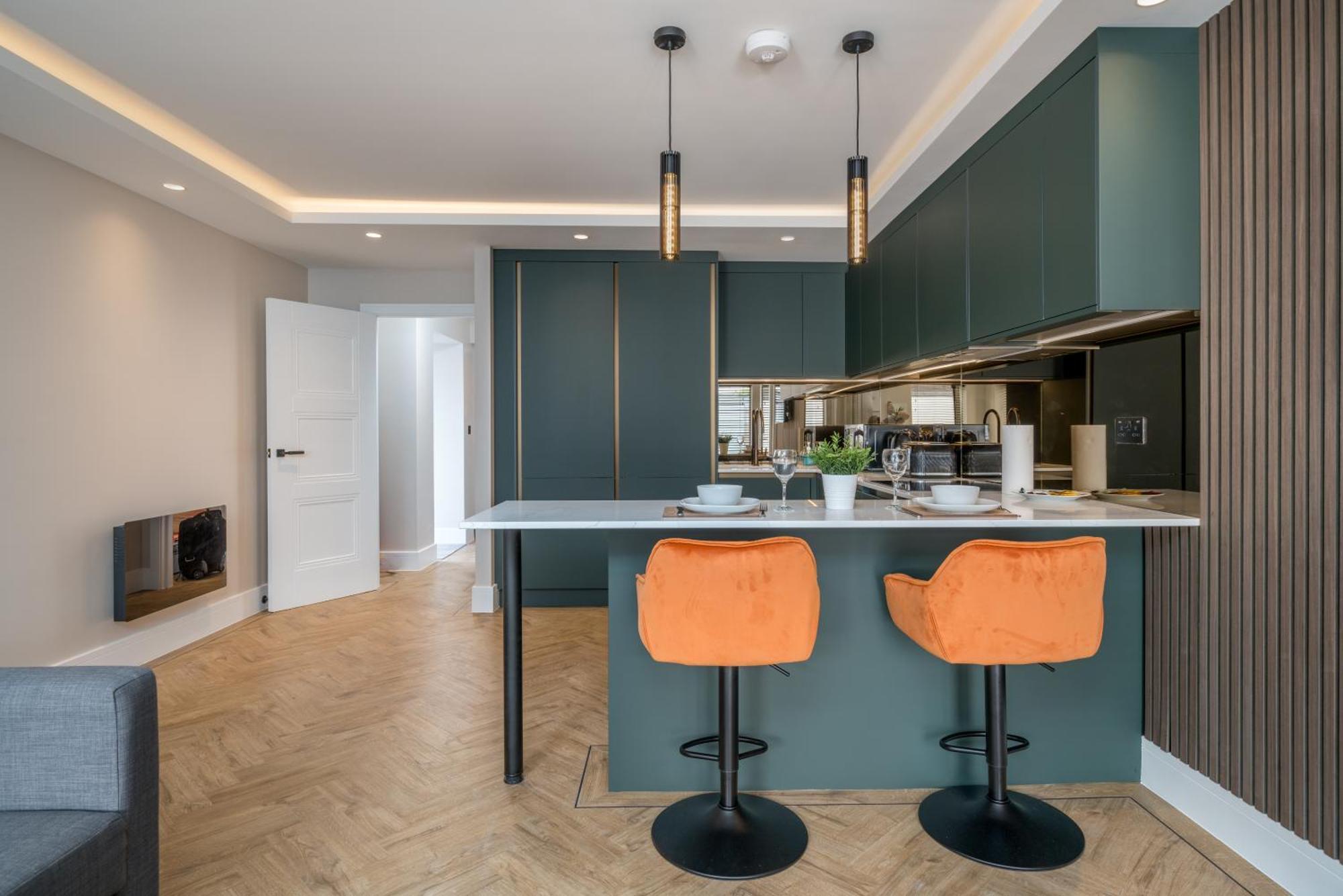 Skyvillion - Cozy Large 4 & 1 Bed Apartments In London Enfield, Mins To Tube Station, Free Wi-Fi Extérieur photo